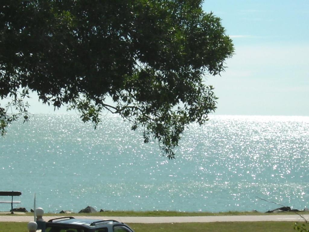 Lisianna Apartments Hervey Bay Esterno foto