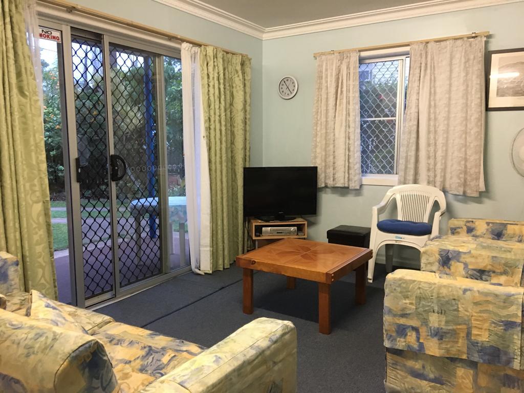 Lisianna Apartments Hervey Bay Esterno foto